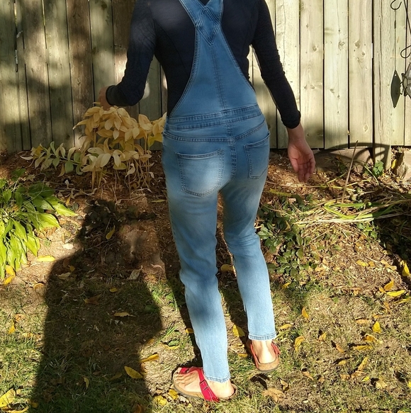 Size Xs blue jean overalls - Picture 11 of 17